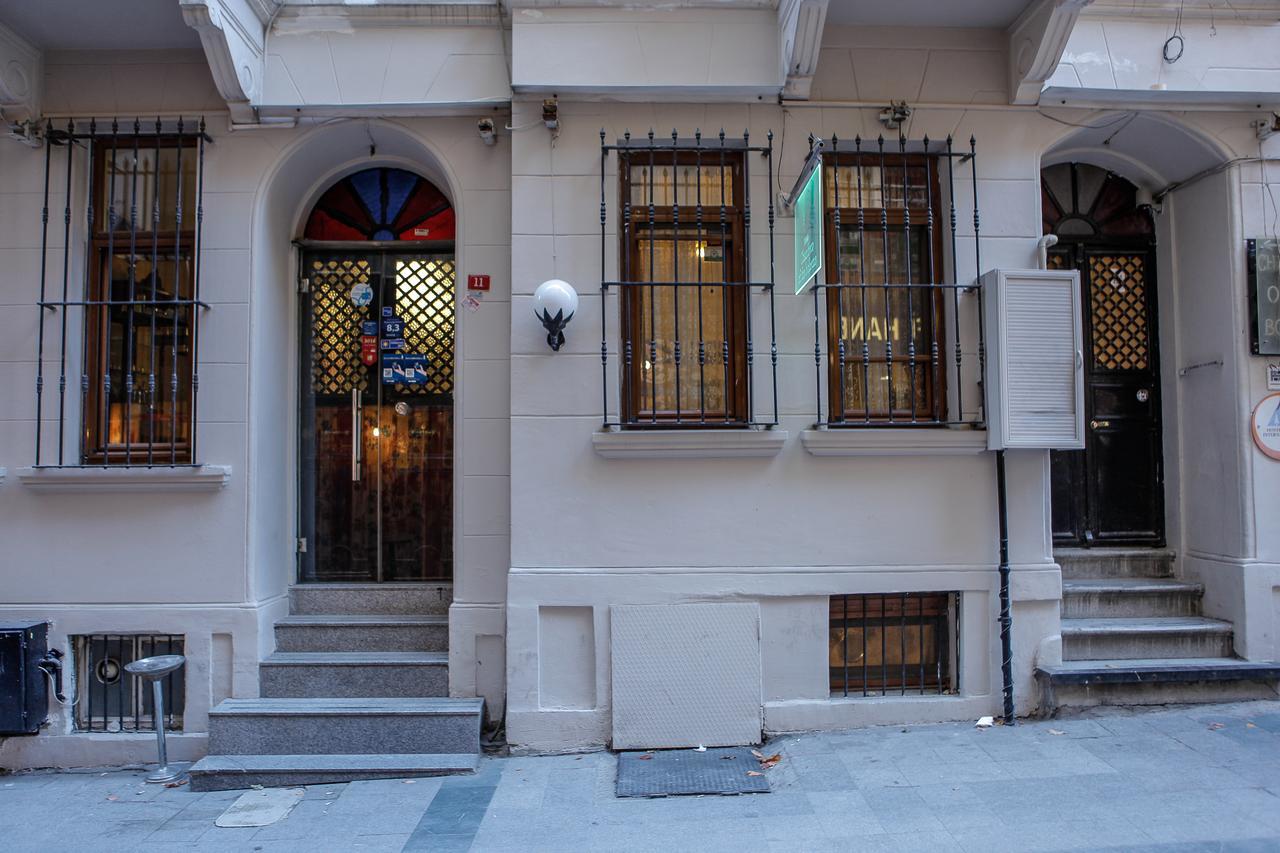 Chambers Of The Boheme Hostel Истанбул Екстериор снимка